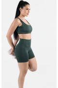 Conjunto Corto